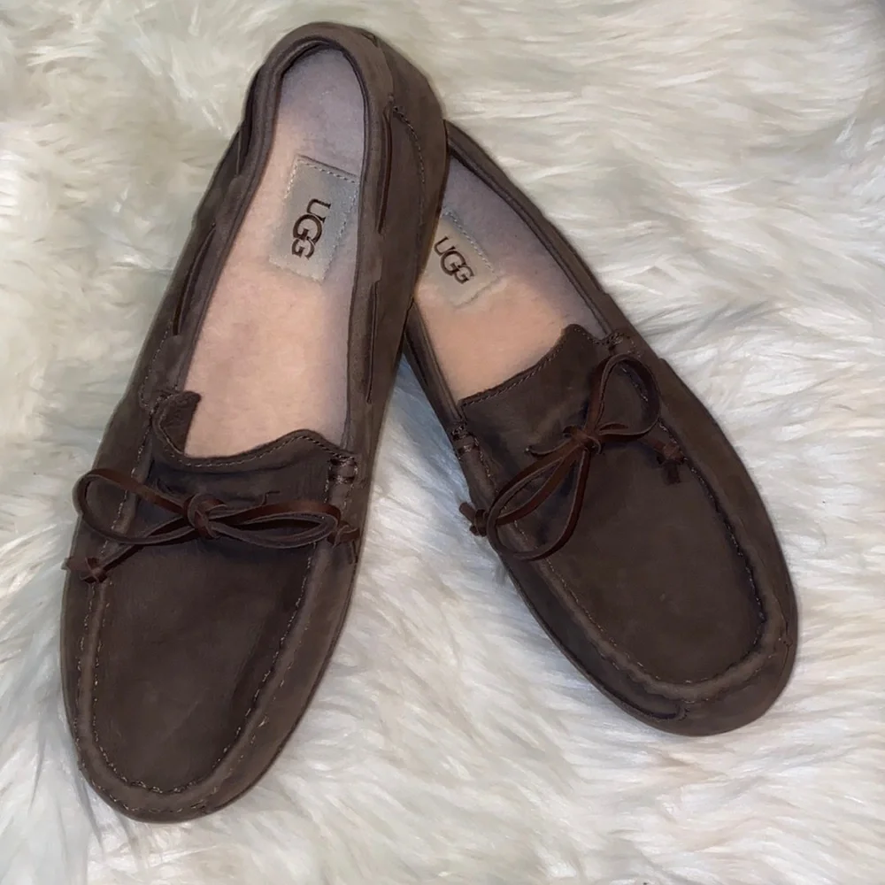 Women's UGG Dakota Espresso Suede slippers